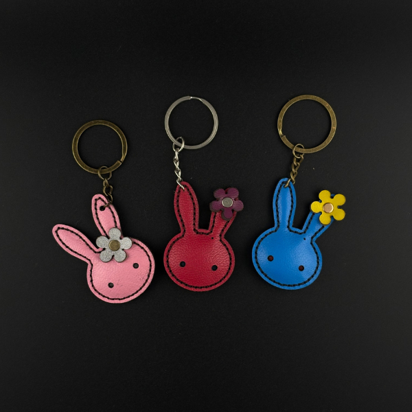 جاکلیدی چرم مدل خرگوش دوخته شده از چرم بزی درجه یک