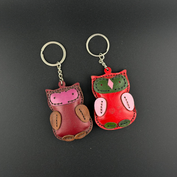 جاکلیدی چرم طرح جغد دست دوز دوخته شده از چرم بزی درجه1