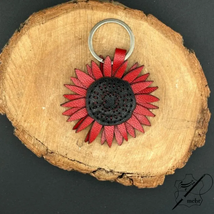 جاکلیدی چرم طبیعی طرح گل آفتاب گردان