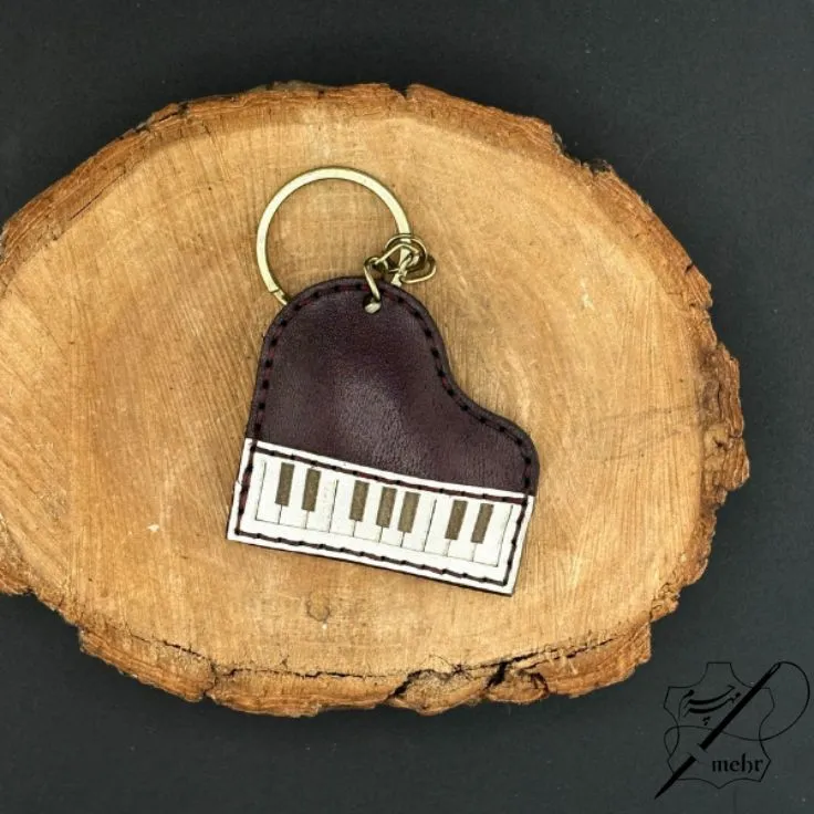 جاکلیدی چرم طبیعی طرح پیانو
